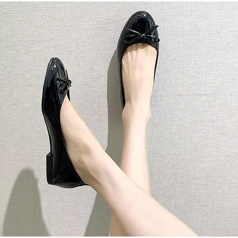 Comfortable Women's Flat Shoes With Good Arch Support