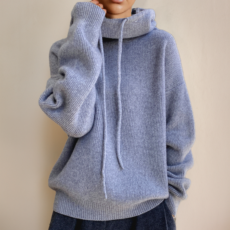 Large Women's Hoodie - Soft and Chic Casual Wear - Nocini