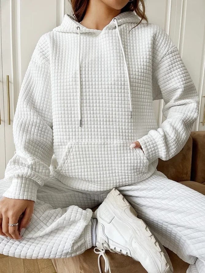 Cozy Women's Quilted Hoodie with Pocket - Nocini