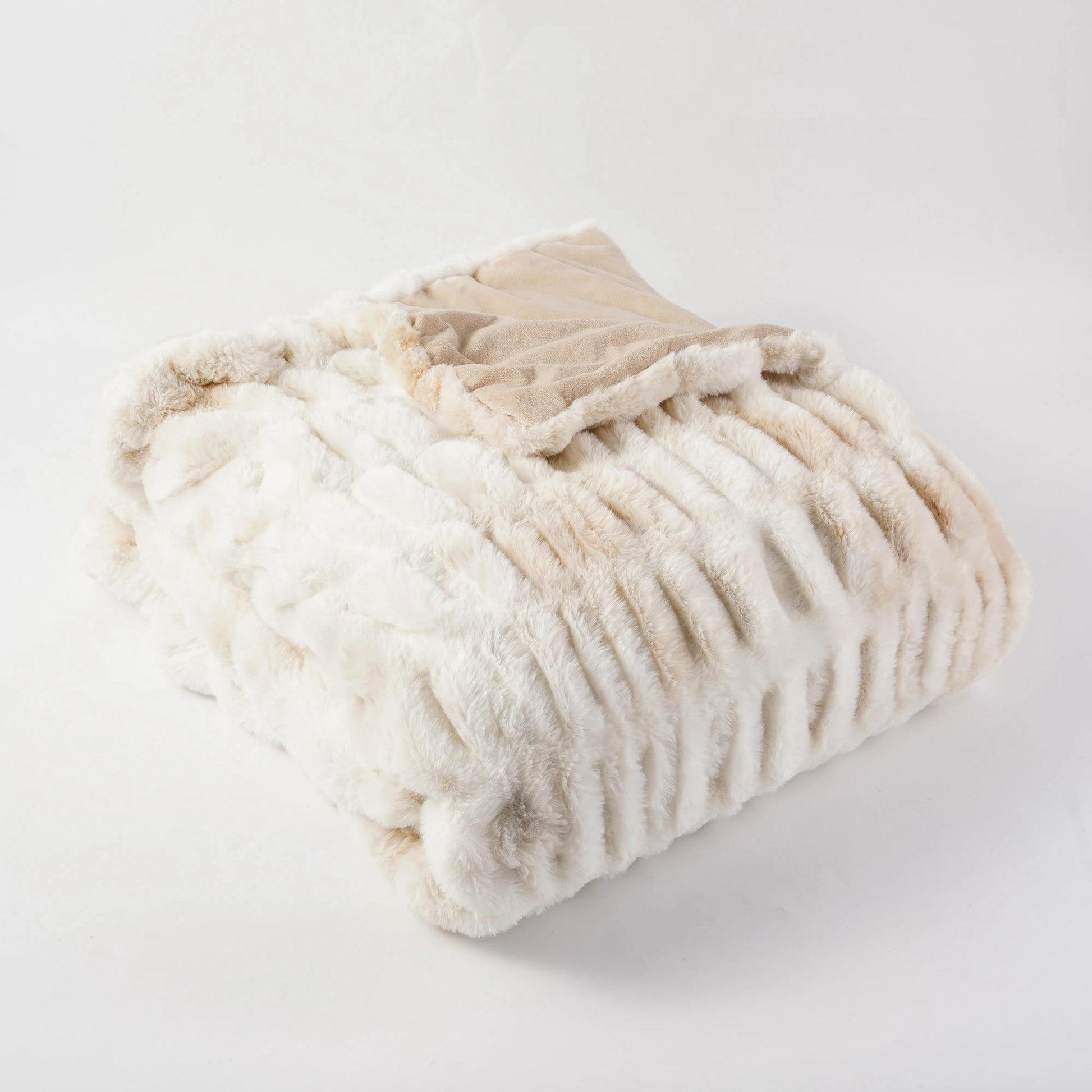 Soft Quilted Throw Blanket With Thick Texture - Nocini