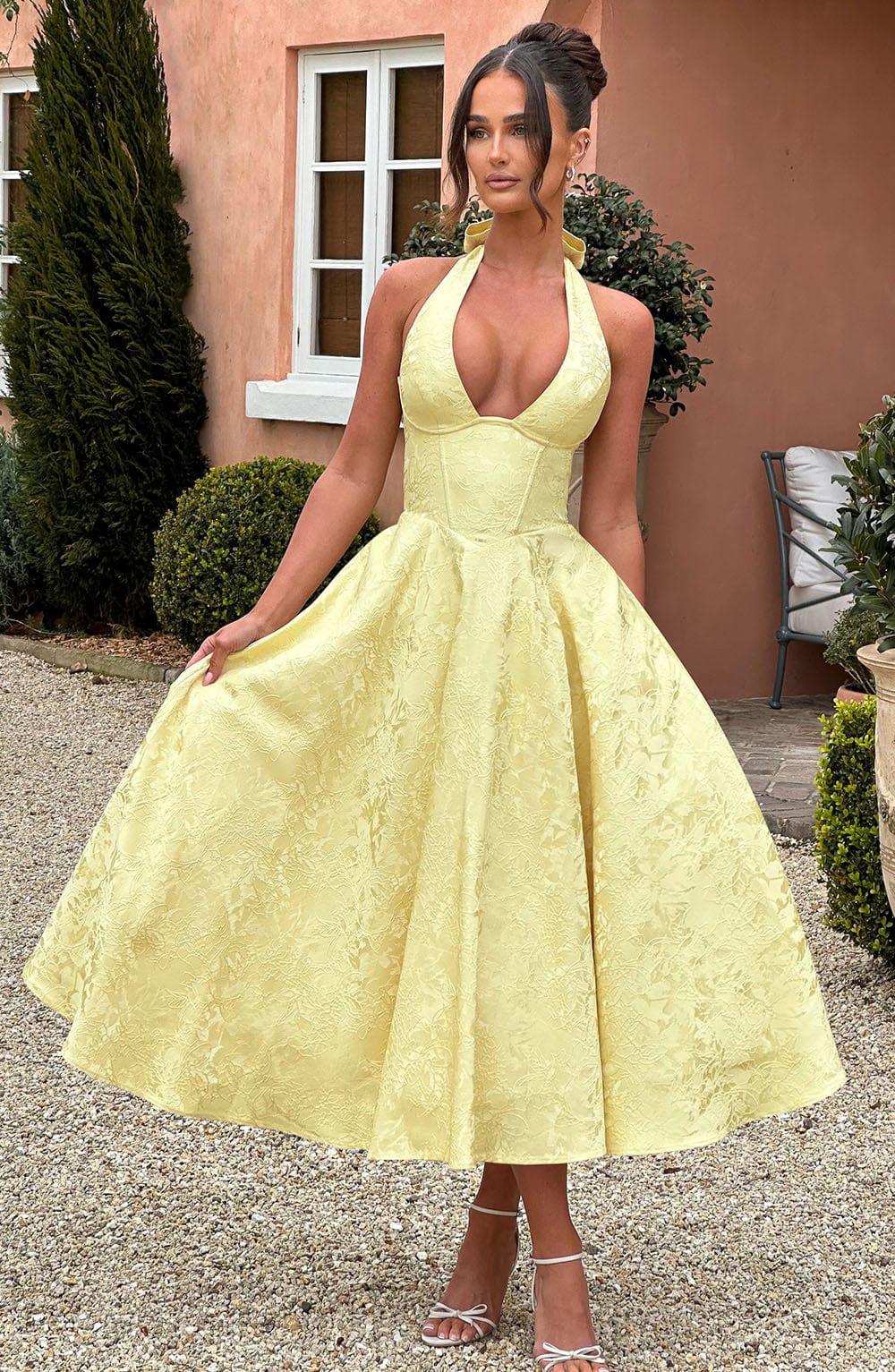 Elegant Midi Halter Neck Dress