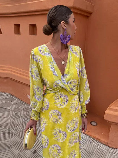 Trendy Geometric Pattern Top for Ladies