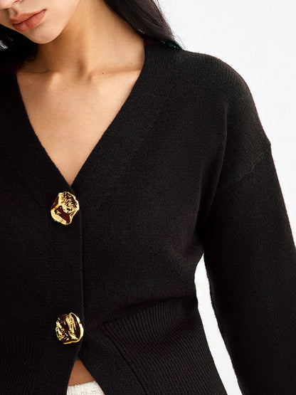 Stylish Silver Button Short Sweater