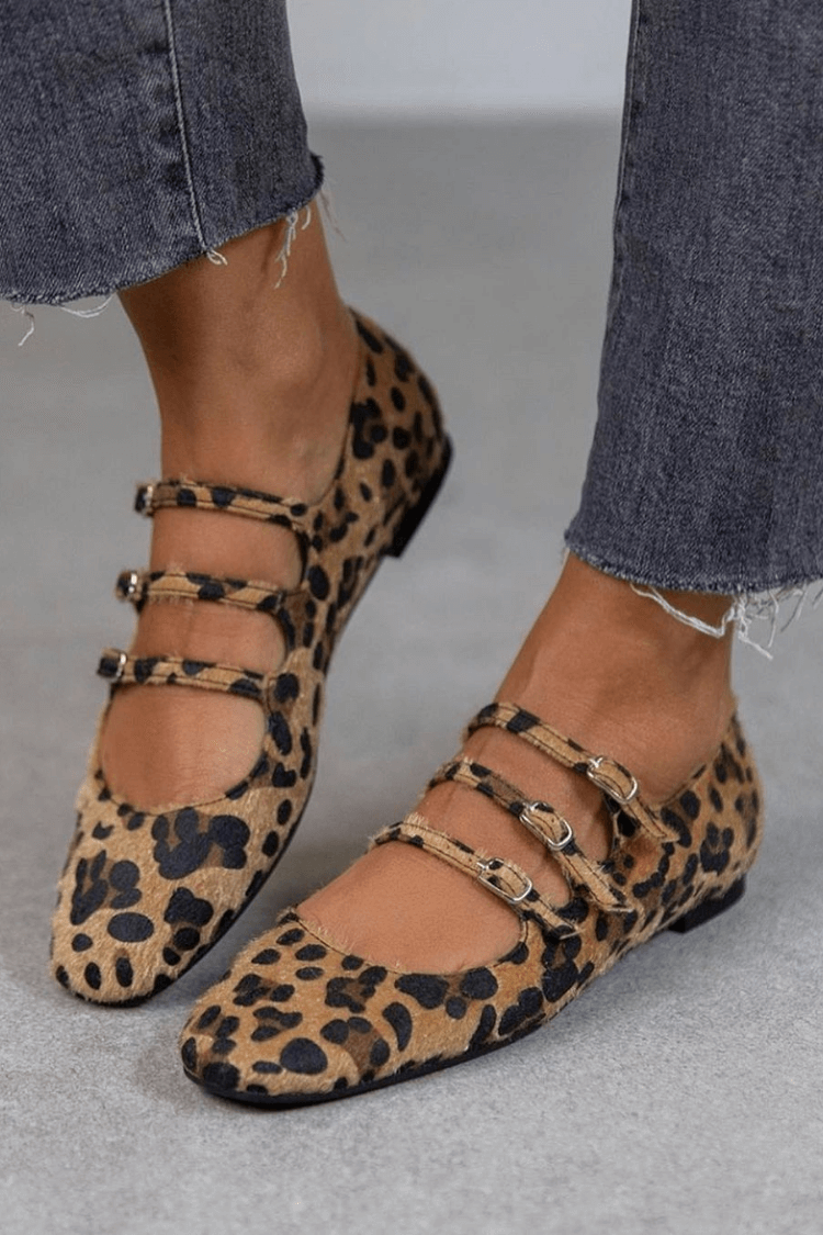 Trendy Animal Print Slip On Shoes - Olytrend