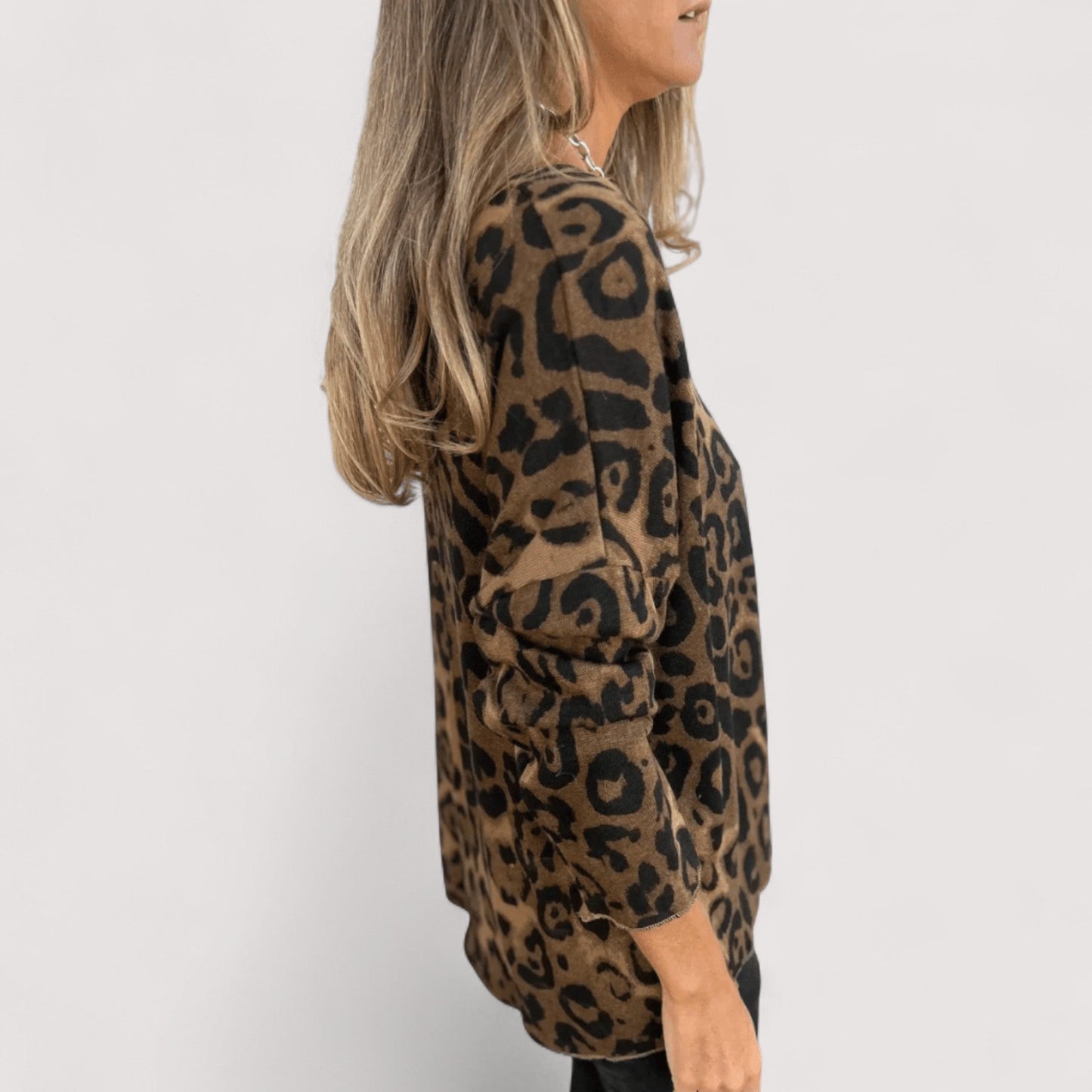 Slim Leopard Pattern Women's Blouse