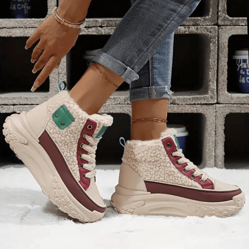 Warm and Fashionable Delphine Boots