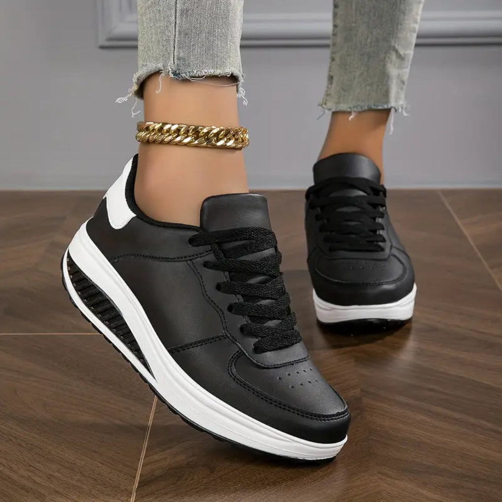 Comfortable Fake Leather Flat Shoes - Olytrend