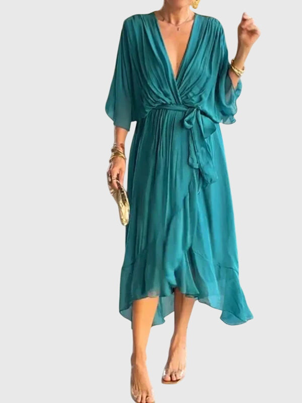 Elegant Night Out Dress in Comfortable Fabric