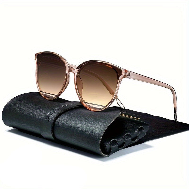 Stylish Women's UV Protection Sunglasses - Pexav
