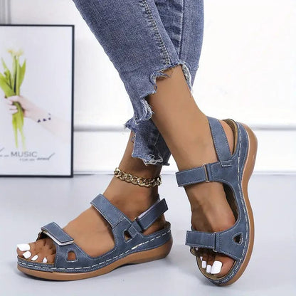 Comfortable Women's Open Toe Sandals with Adjustable Straps - Nocini