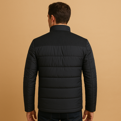 Men’s fleece jacket with high collar, zipper, and soft inner lining, perfect for everyday wear and outdoor activities.