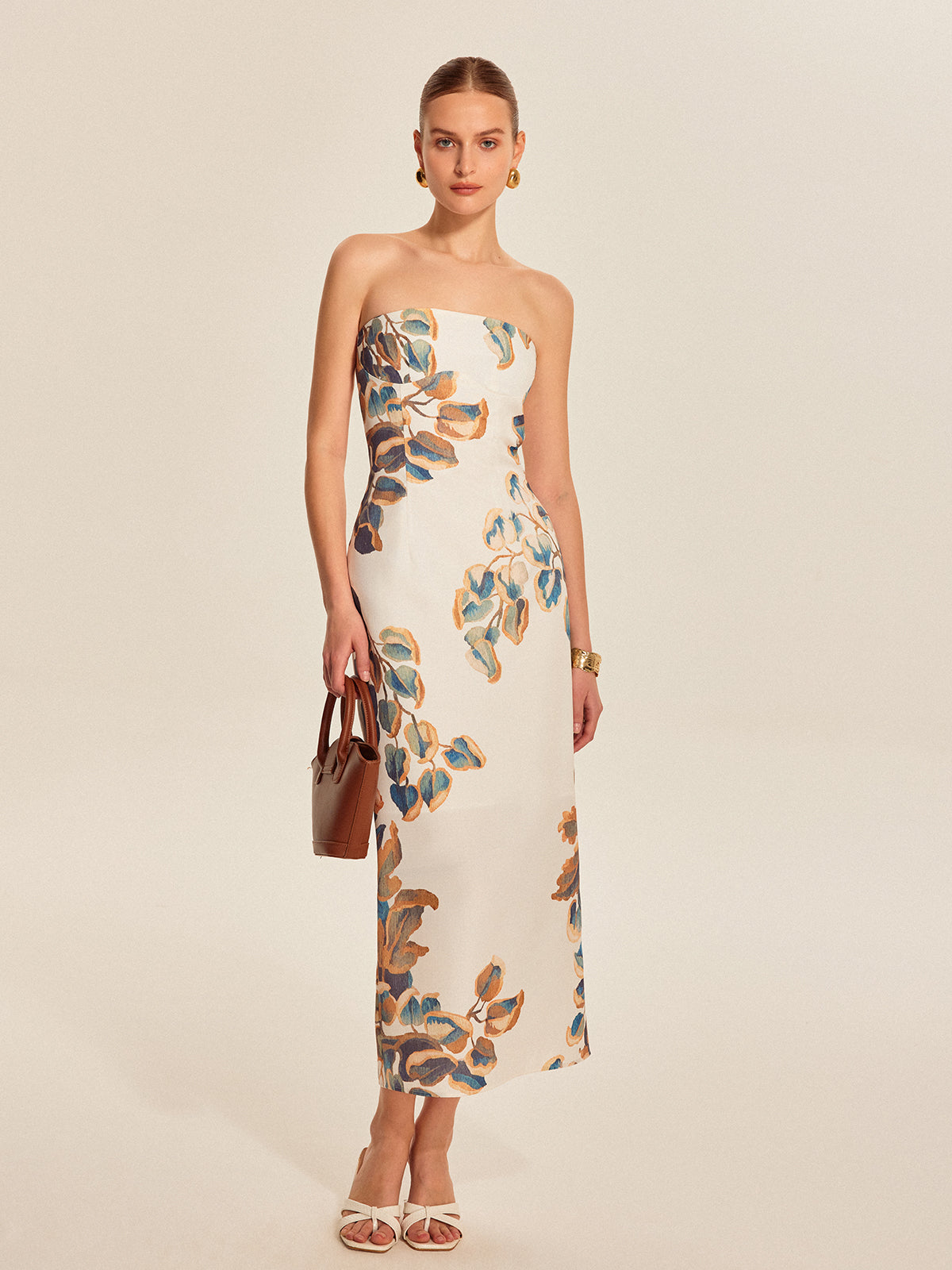 Pretty Sleeveless Summer Dress