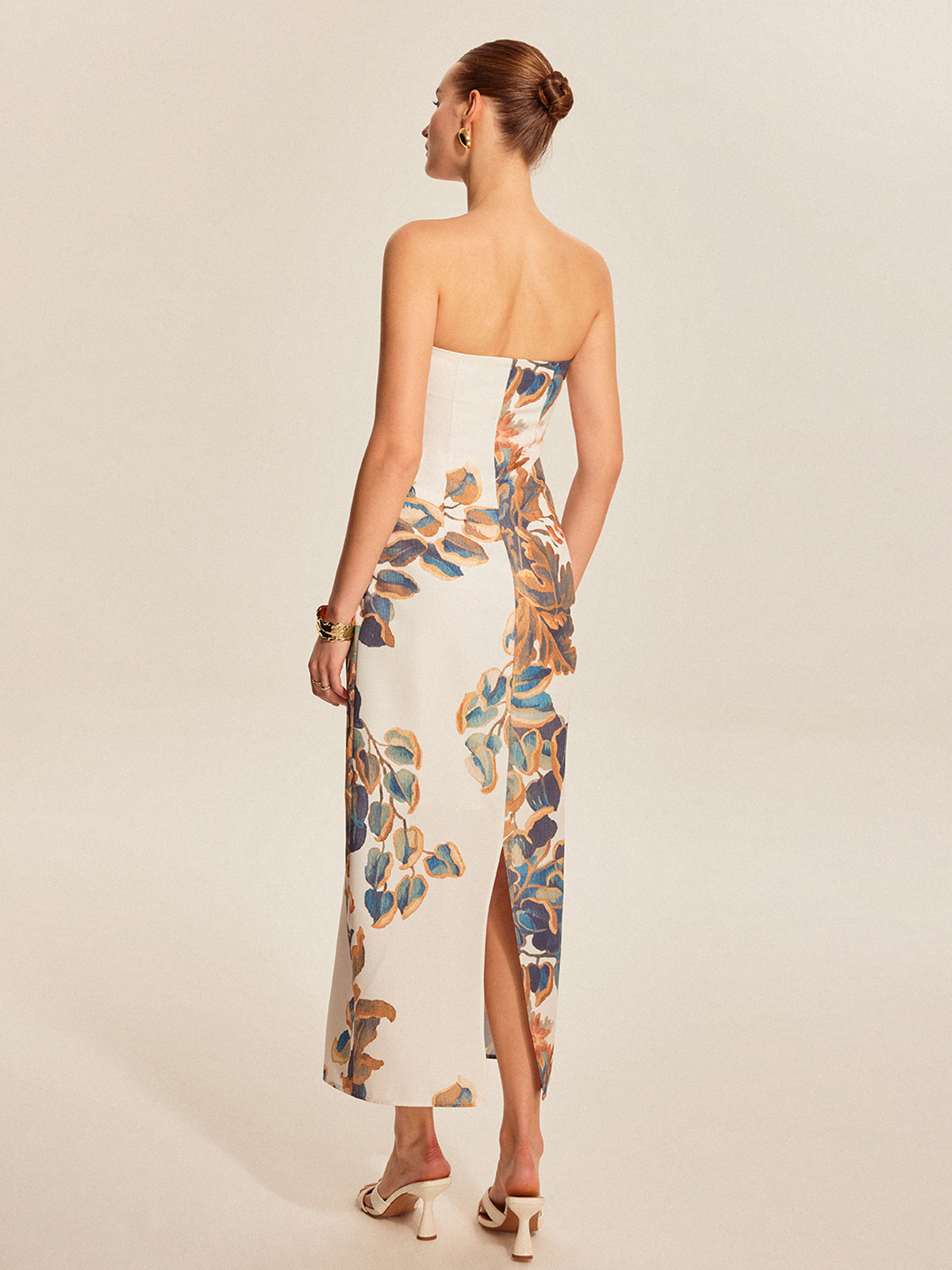 Pretty Sleeveless Summer Dress