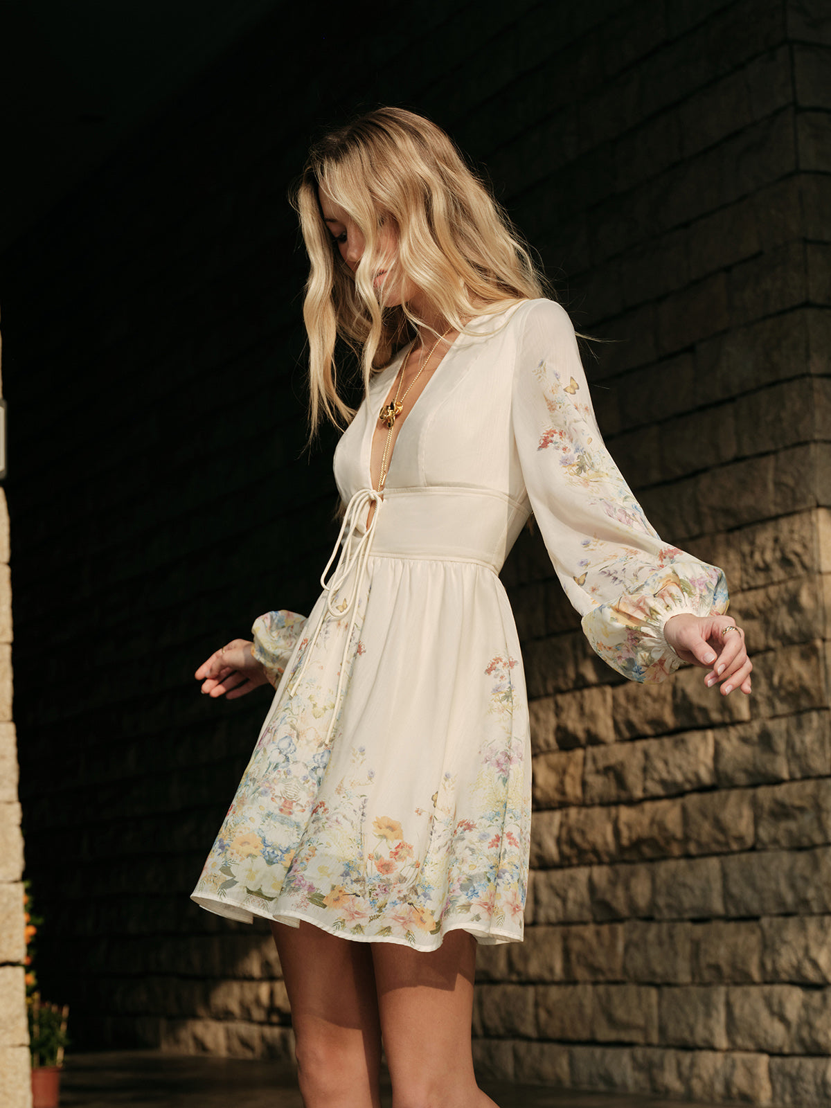 Pretty Floral V-Neck Summer Dress