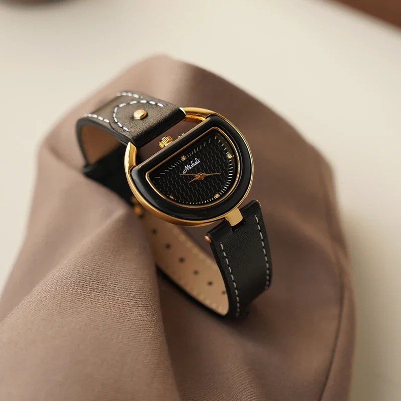 Slim Elegant Women's Wrist Watch