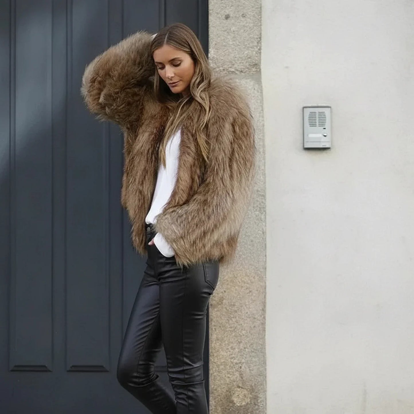 Plush Faux Fur Short Coat for Ladies
