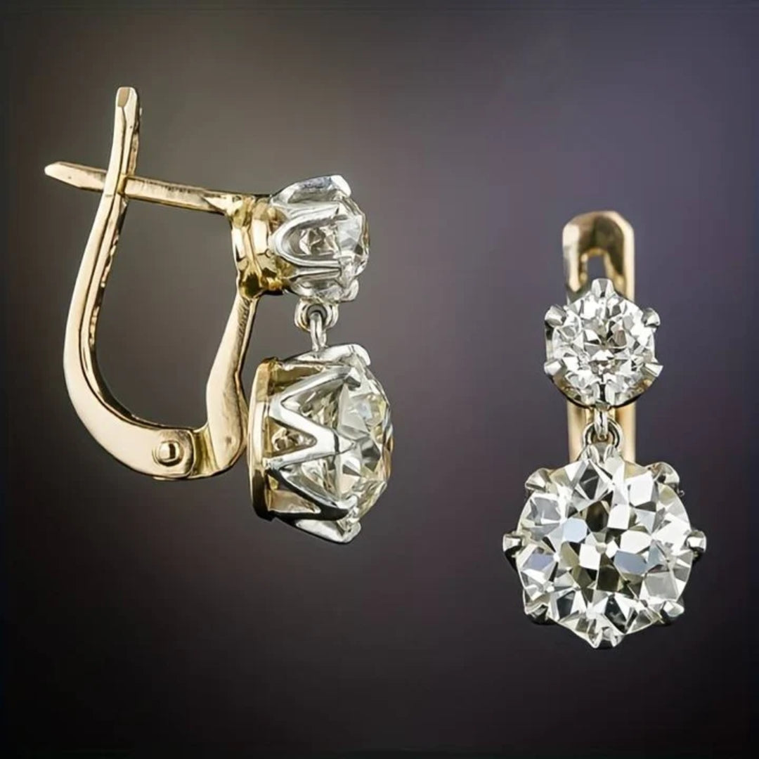 Luxurious Crystal Drop Earrings - Pexav
