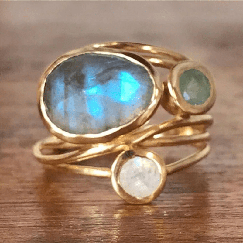 Luxurious Crystal Gold Engagement Ring - Olytrend