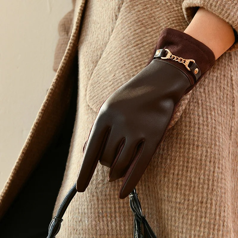 Slim Faux Leather Women's Gloves with Chain Detail