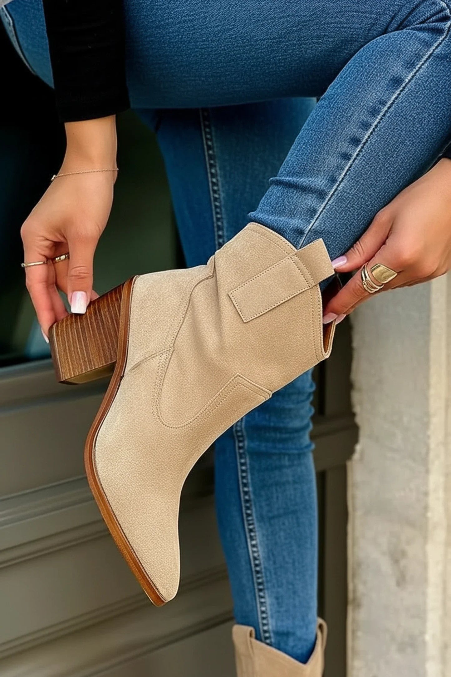 Low Heel Ankle Boots for Ladies - Olytrend