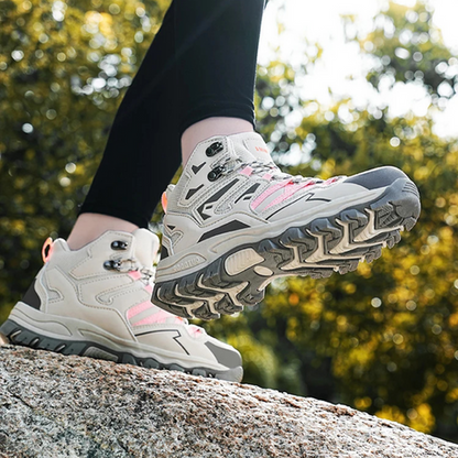 Breathable Outdoor Trekking Shoes