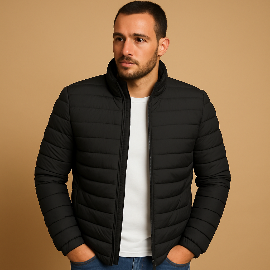 Men’s hooded puffer jacket with a classic design, warm insulation, and wind resistance, ideal for everyday wear and winter outdoor activities.