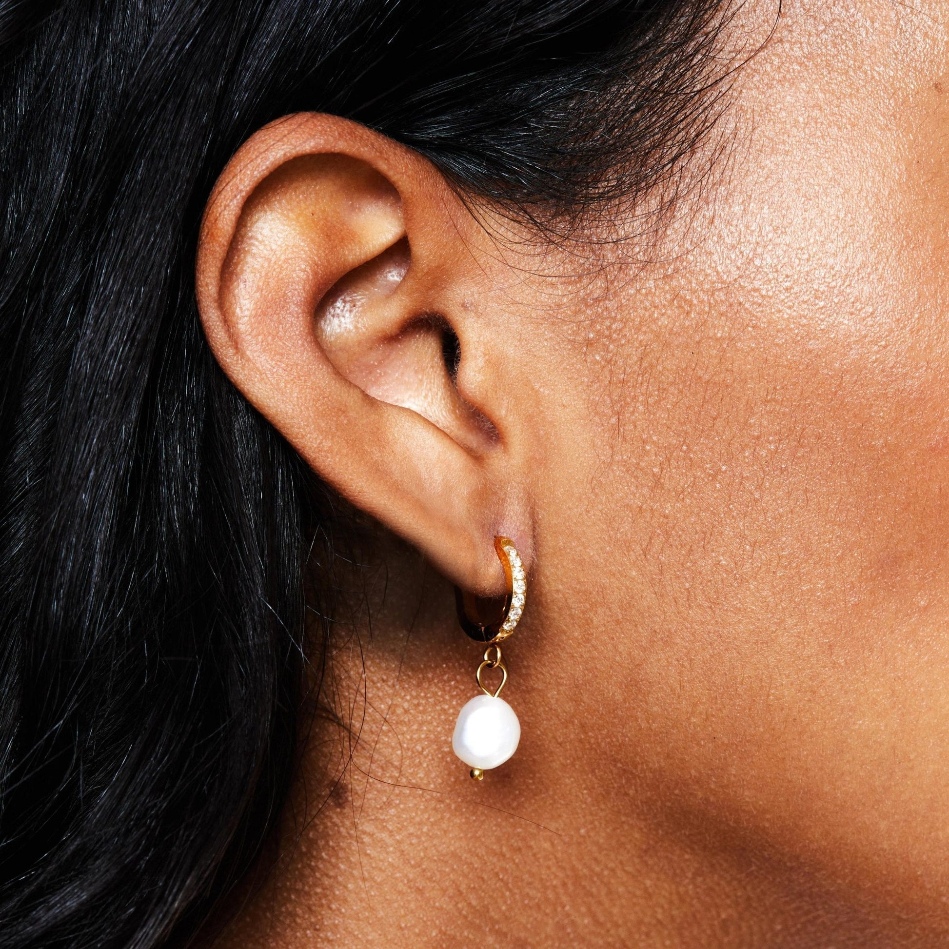 Elegant Pearl Drop Earrings - Pexav