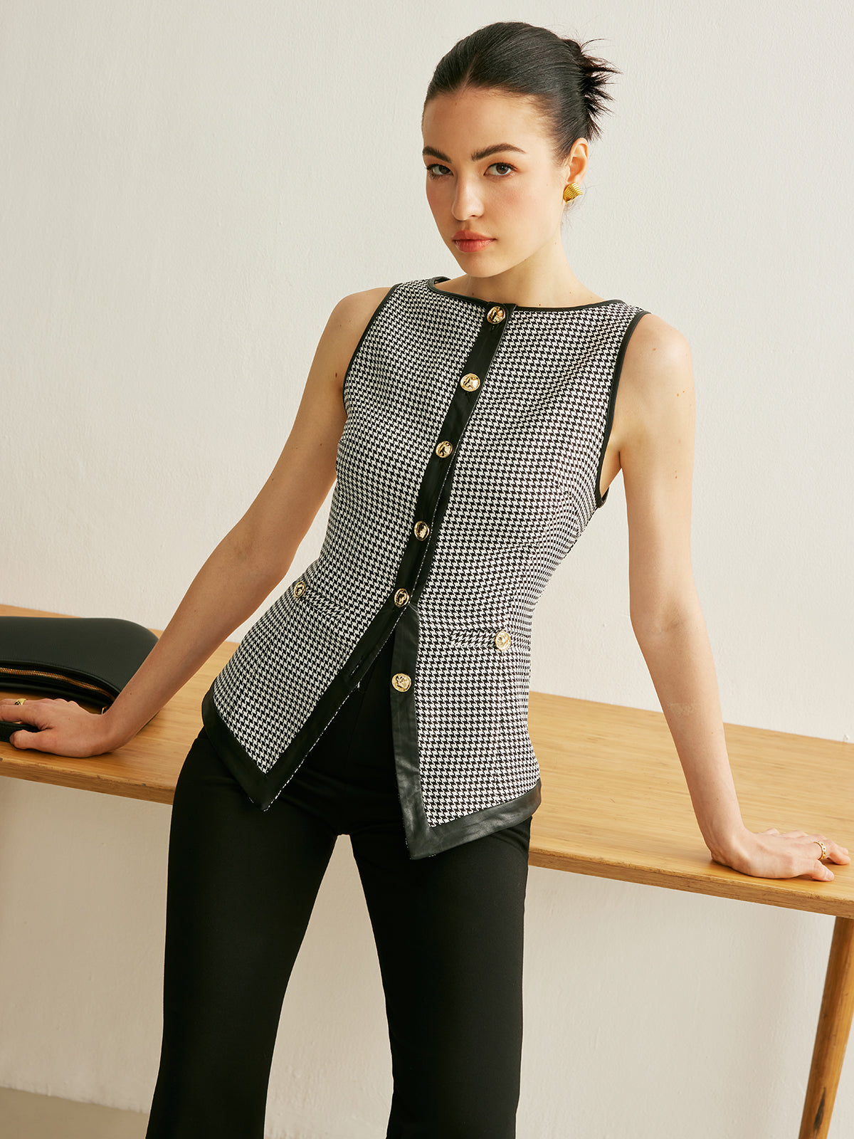 Classic Patterned Contrast Vest - Pexav