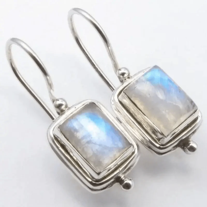 Shiny Square Gemstone Earrings - Nocini