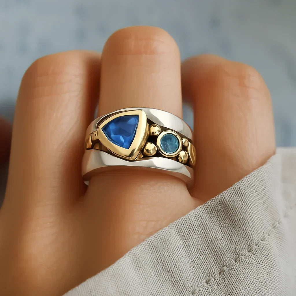 Vintage Navy Gemstone Ring