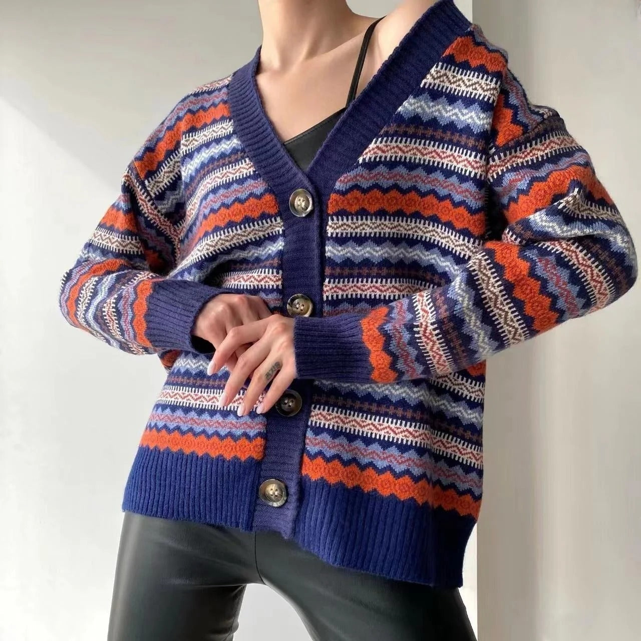 Cozy Women's V-Neck Knit Cardigan Sweater - Nocini