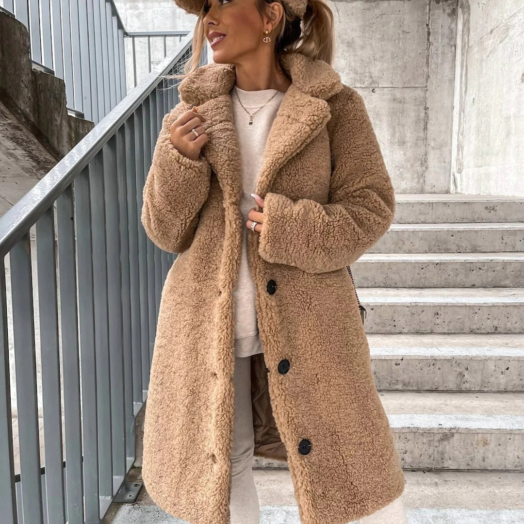 Plush Faux Fur Women's Coat - Oversized - Button Front - Nocini