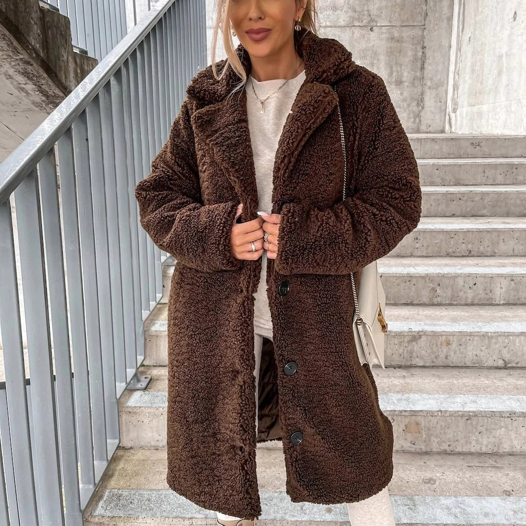 Plush Faux Fur Women's Coat - Oversized - Button Front