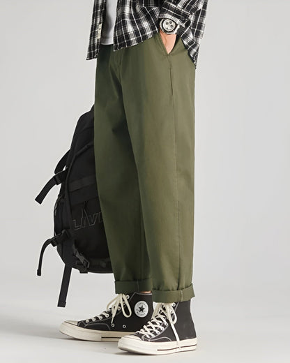 Short Fitted Cotton Pants