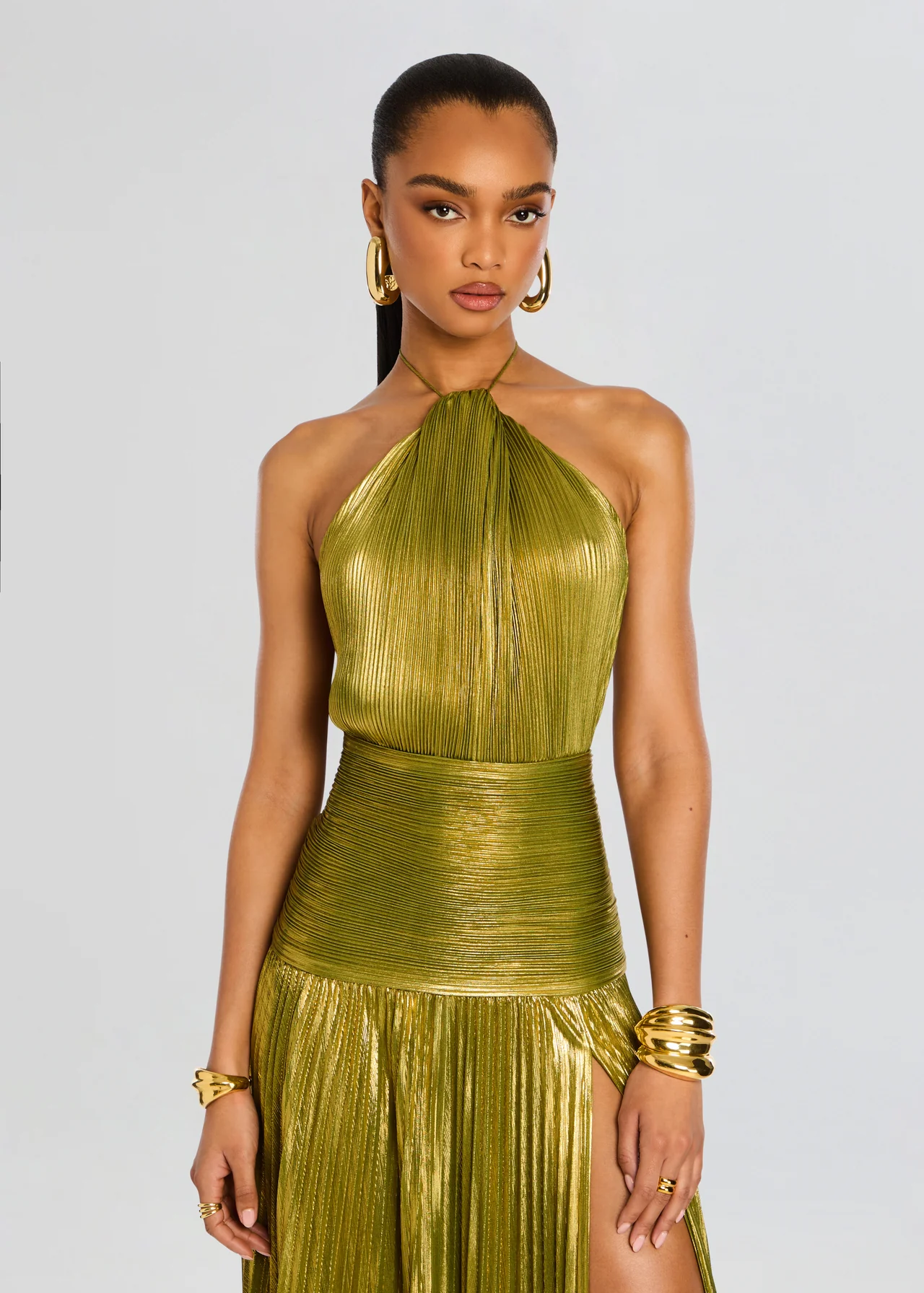 Elegant Maxi Dress with Sleek Sexy Style