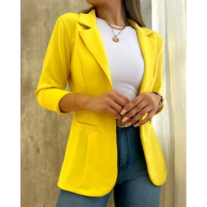 Slim Fit Women's Blazer with Classic Pockets