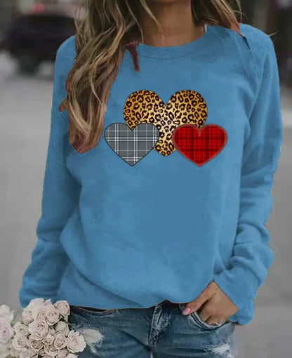 Comfy Women's Long Sleeve Heart Print Sweatshirt