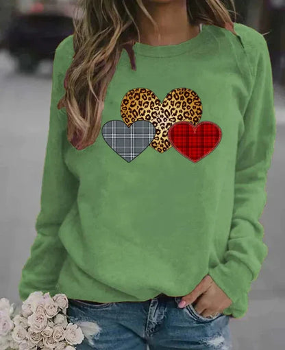 Comfy Women's Long Sleeve Heart Print Sweatshirt