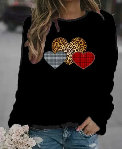Comfy Women's Long Sleeve Heart Print Sweatshirt