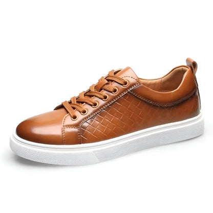 Timeless Vintage Low Top Sneaker