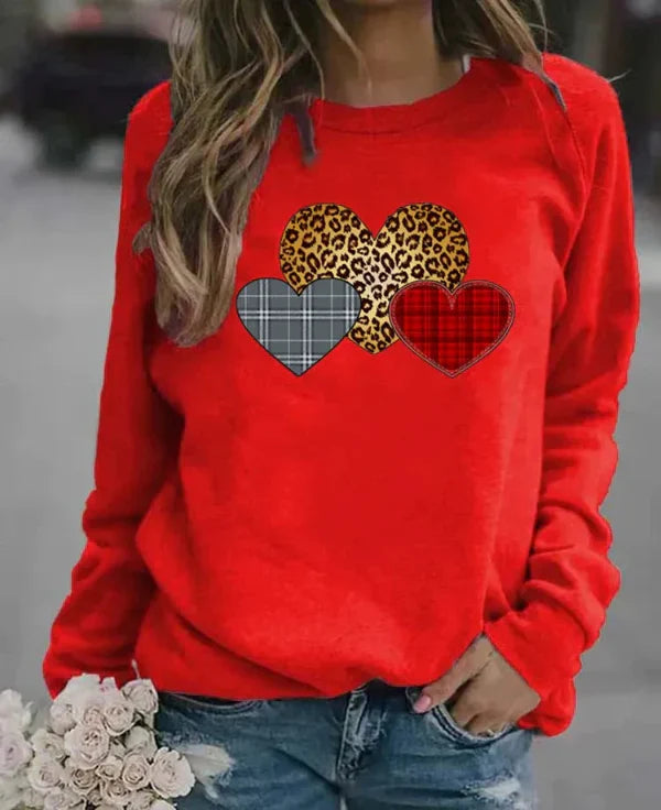 Comfy Women's Long Sleeve Heart Print Sweatshirt