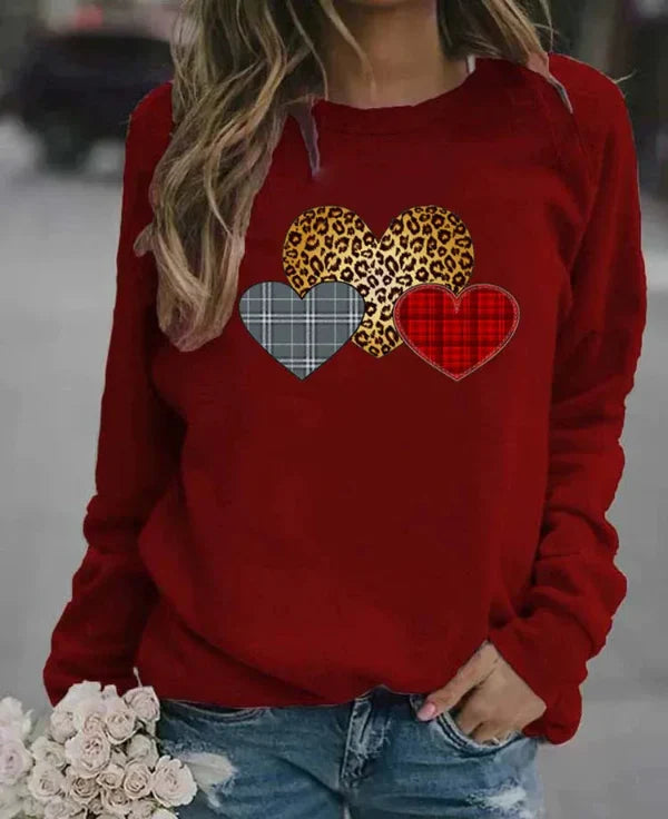 Comfy Women's Long Sleeve Heart Print Sweatshirt