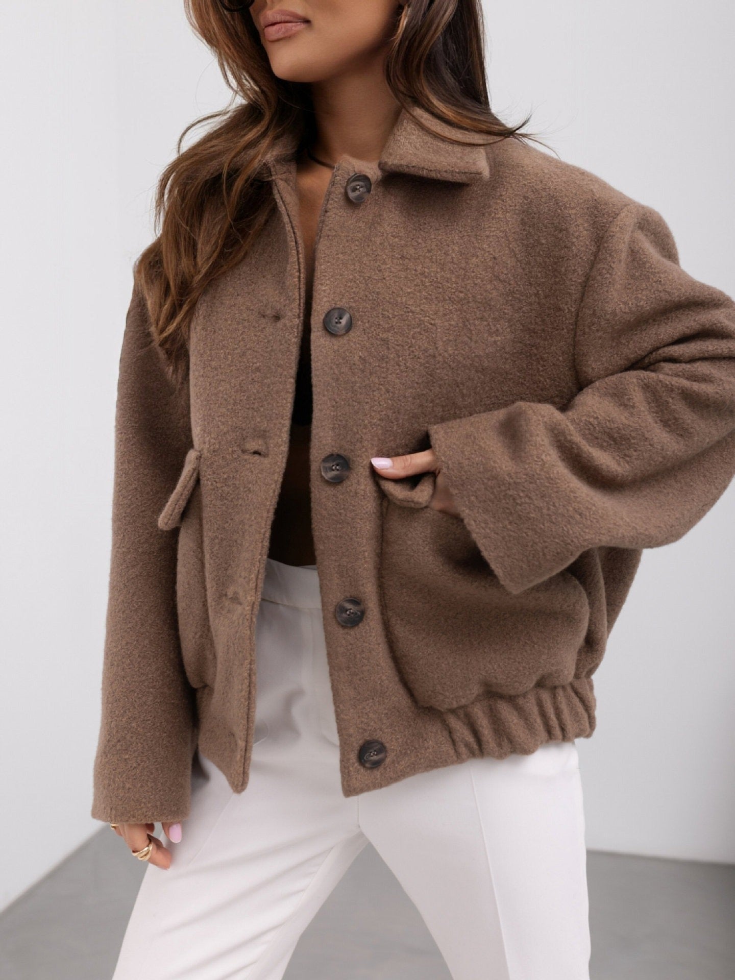 Women's Oversized Wool Coat with Button Front - Nocini