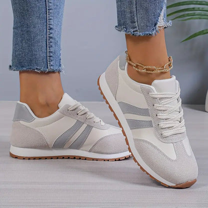 Vintage Style Ladies Lace Sneakers - Olytrend