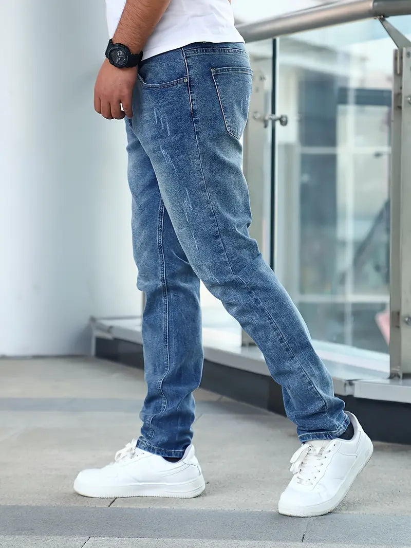 Relaxed Fit Mens Jeans with Pockets