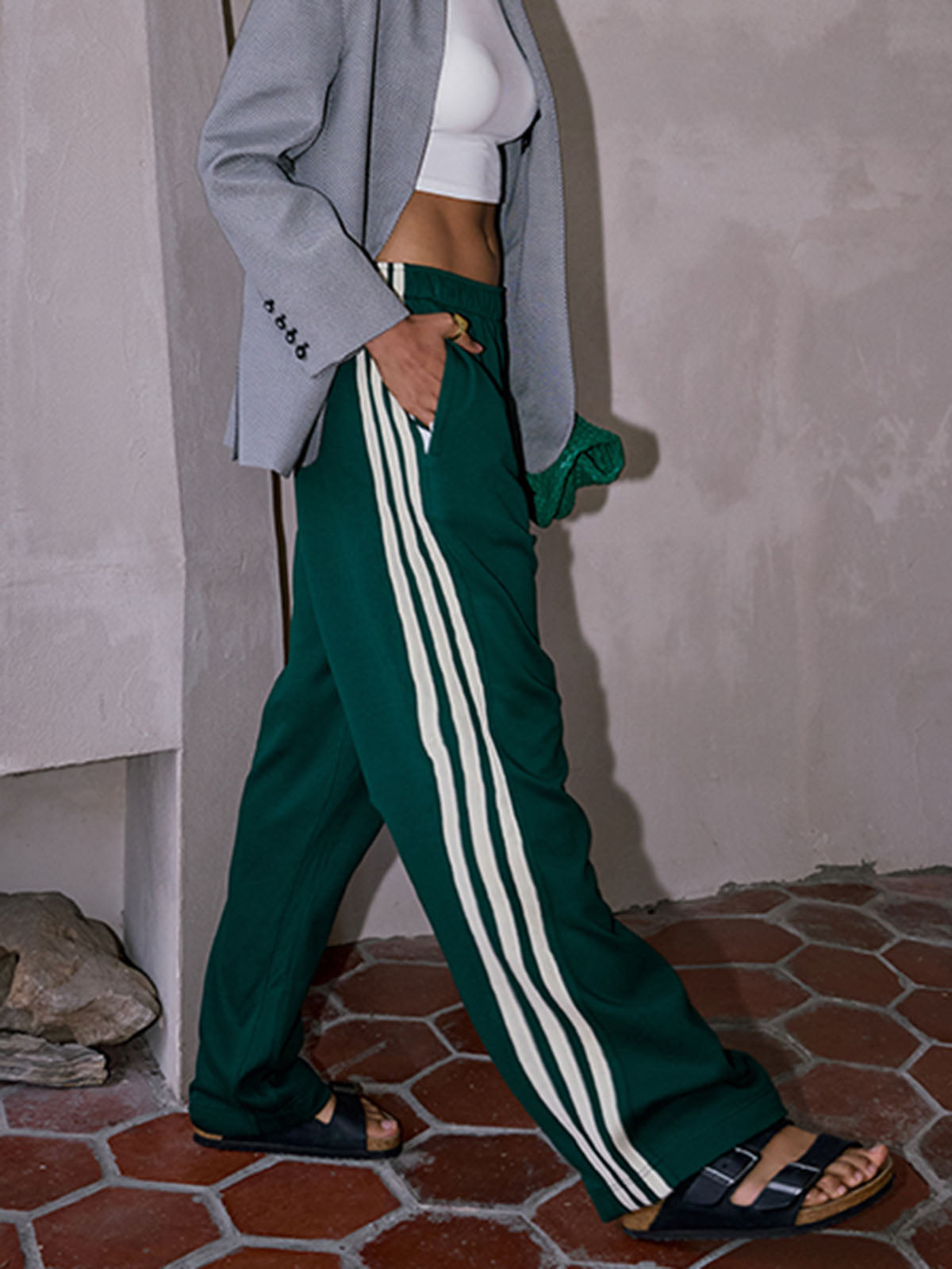 Comfortable Women's Loose Fit Jogger Pants - Olytrend