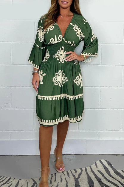 Casual V-Neck Dress with 3/4 Sleeves and Floral Print