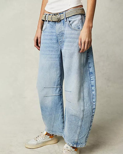 Classic Fit Women's Straight Leg Jeans