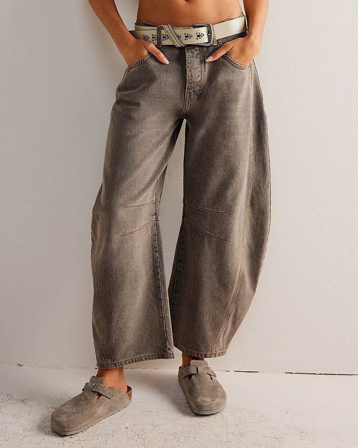 Classic Fit Women's Straight Leg Jeans