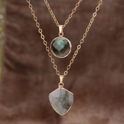 Guardian Labradorite Pendant Necklace - Pexav